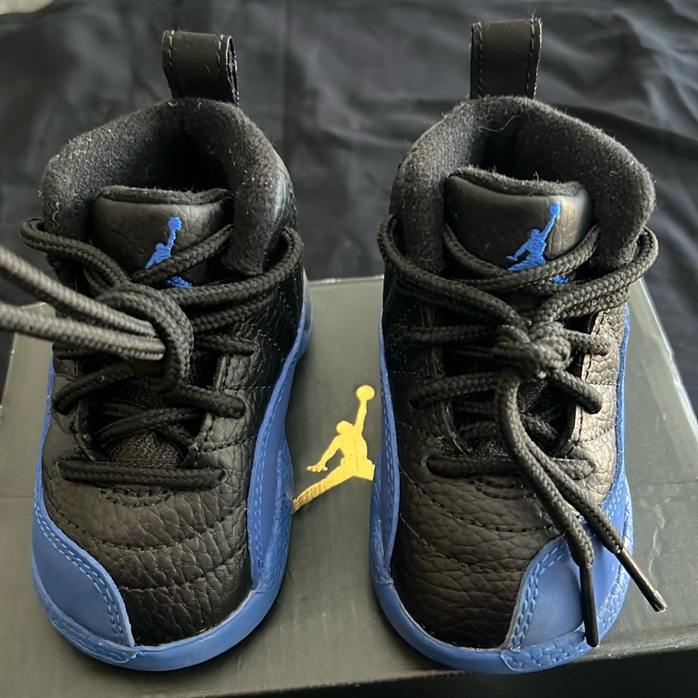 Jordan 12’s black and royal blue